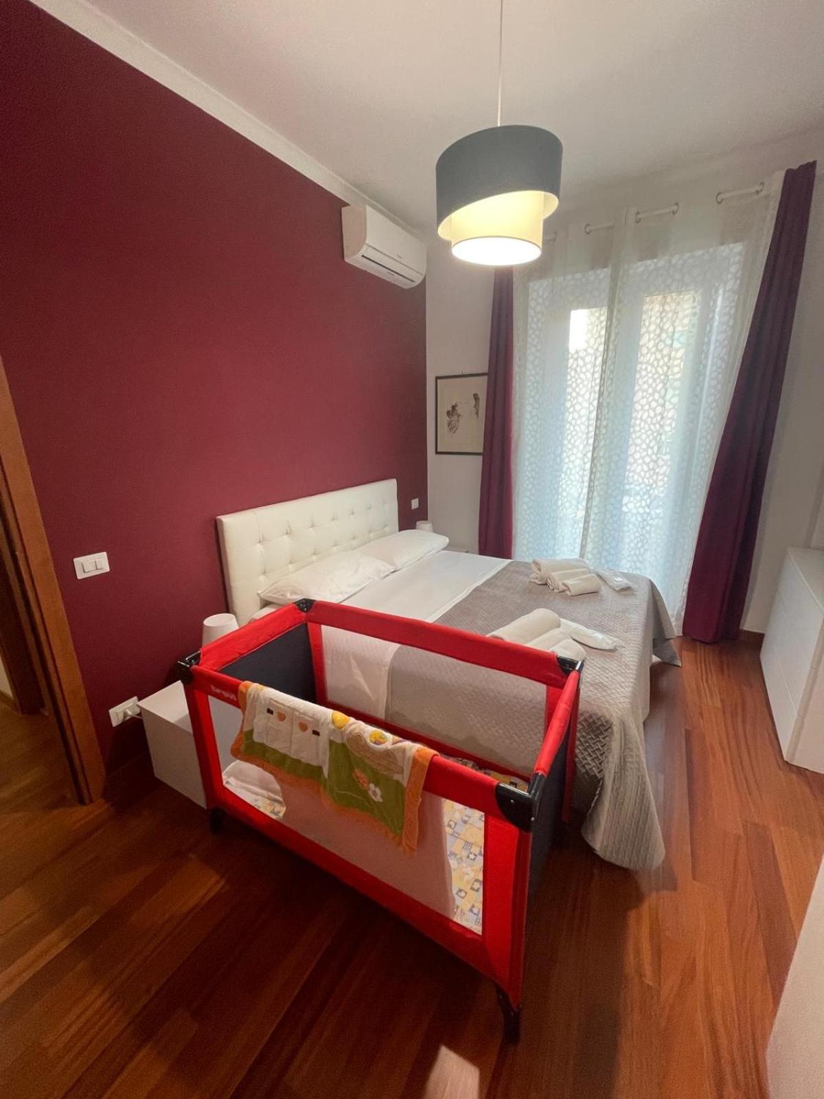 Lucens Domus Appartamento Roma Quartiere Trieste - Vicino Metro B1 - Eksteriør bilde